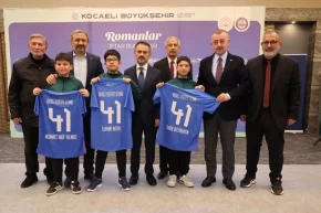 Kocaelide Başkan Büyükakın Roman iftarına katıldı