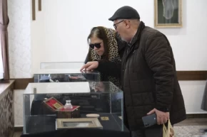 Kutsal Emanetler Bedestende