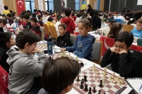 İstanbul Beylikdüzünde geleneksel turnuvada hamleler konuştu