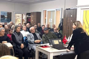 İstanbul Maltepe Belediyesinden sağlıklı yaş alma semineri