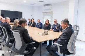 İzmirde şehit aileleri derneklerinden Başkan Tugaya ziyaret