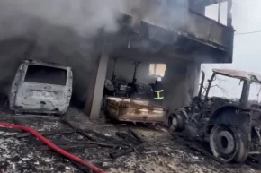 Düzce de garaj yangınında 6 araç kullanılamaz hale geldi