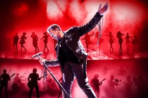 Harbiyede yıldızlar geçidi