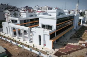 Antalya Muratpaşada gençler için yapay zeka ve görsel üretim eğitimi