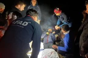 Kahramanmaraş ta mahsur kalan 8 dağcı kurtarıldı