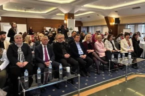 Bursada kadın odaklı yerel politikaya Osmangaziden önemli adım