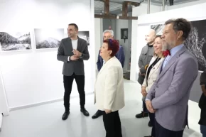 Bursa Nilüfer de Yerle Gök Arasında sergisi kapılarını açtı