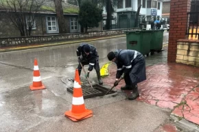 Kocaelide ekipler su baskını ve taşkın riskine karşı sahada