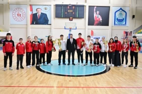 Bursa Yıldırımın milli gururları