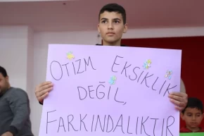 Antalyada otizm farkındalığı için anlamlı etkinlik