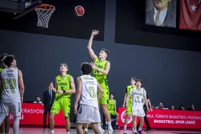 TOFAŞ altyapısının iki yıldızı profesyonel oldu