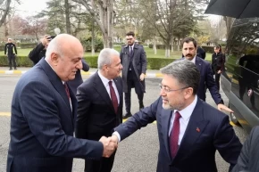 Bakan Yumaklıdan Konya Şekere ziyaret