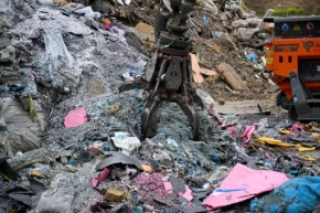 İzmir Bornovada atıklar yakıta dönüşüyor
