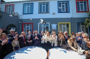 Bakırköyde Başkan Ovalıoğlundan paskalya kutlaması