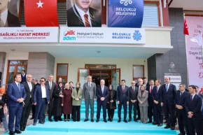 Konya Selçukludan bir örnek proje daha... İlk Adım Ebe Gebe Okulu faaliyete geçti