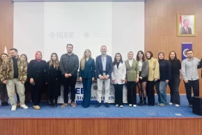 Erzurumda Atatürk Üniversitesinde genç mühendislere hukuki bilgilendirme