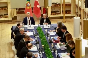 Bakan Bolat, Portekizde Dışişleri Bakanı Rangel ile görüştü