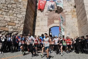 Bursada tarihi kent koşusu için nefesler tutuldu