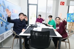 Bursa Osmangazide engelleri kaldıran atölye