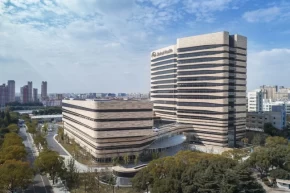 Katı tümörler için dünyanın ilk CAR-T tedavisi yakında Çinde