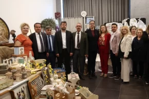 Antalyada Uncalı ATASEM yılsonu sergisi açıldı