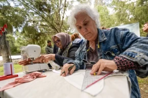 İzmirde makineler taşındı, eğitim açık alanda sürdü... Meslek Fabrikasında açık hava eğitimi
