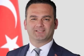 CHP, Görele Belediye Başkanı Hasbi Dedeyi partiden ihraç etti