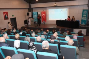 Buras Nilüferde ‘Parkinsonla Yaşamak masaya yatırıldı