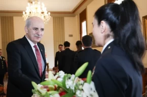 TBMM Başkanı Kurtulmuş, koruma polislerini kabul etti