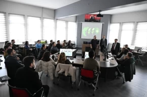 Manisada yerel yönetimlerde yapay zeka eğitimi