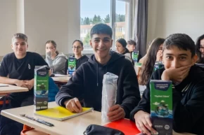 Yıldırımda plastiğe fren: 31 okula arıtma, 32 bin öğrenciye matara