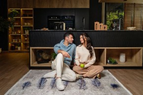 Murat Yıldırım ve Iman Elbani kamera karşısına geçti