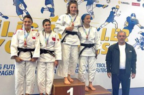 Bursada Osmangazili judocular adeta madalya avcısı