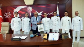 Deniz harp okulu öğrencileri, Kdz. Ereğli Belediyesinde