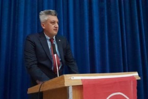 MHP Pazaryerinde bayrak değişimi