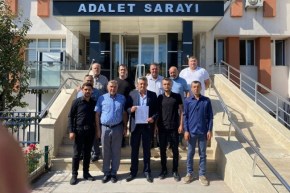 Pazaryerinde MHPli başkan mazbatasını aldı