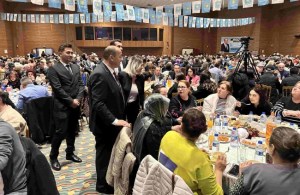 Gülüç halkı salonlara sığmadı