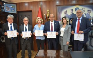 Başkan Demirtaş ve meclis üyeleri mazbatalarını aldı