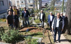 Gülüçte bayram öncesi mezarlık temizliği